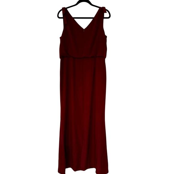 Adrienne Papell Burgundy Gown Size 16 - Picture 1 of 6